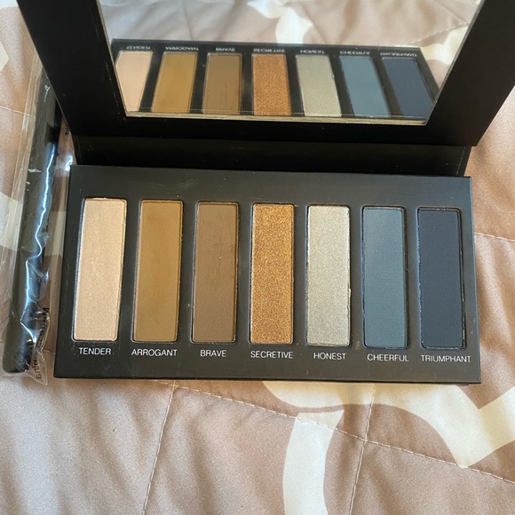 Younique Other - Moodstruck Addiction Palette lot, makeup